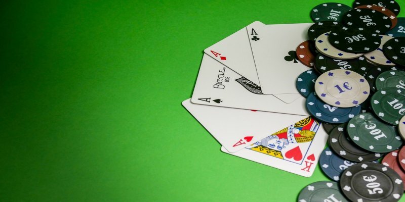 What is 5-card poker game?